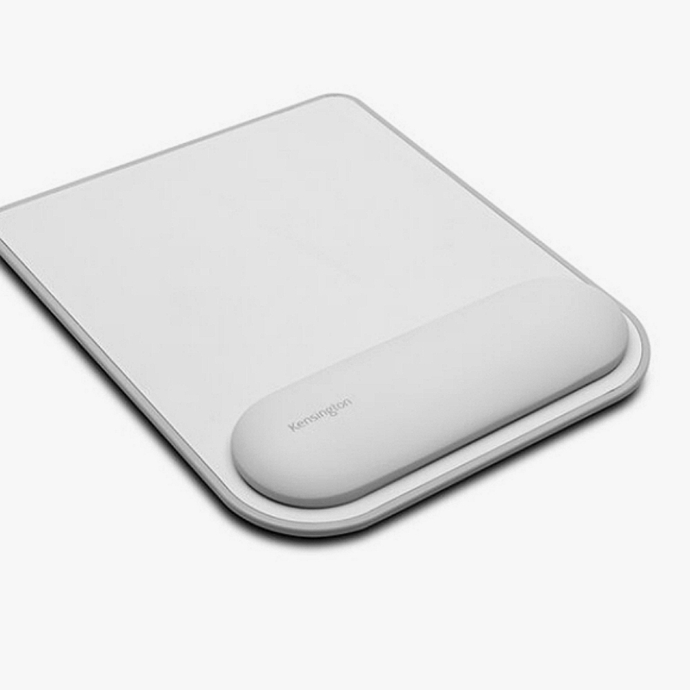 ErgoSoft™ Wrist Rest Mouse Pad for Standard Mouse.